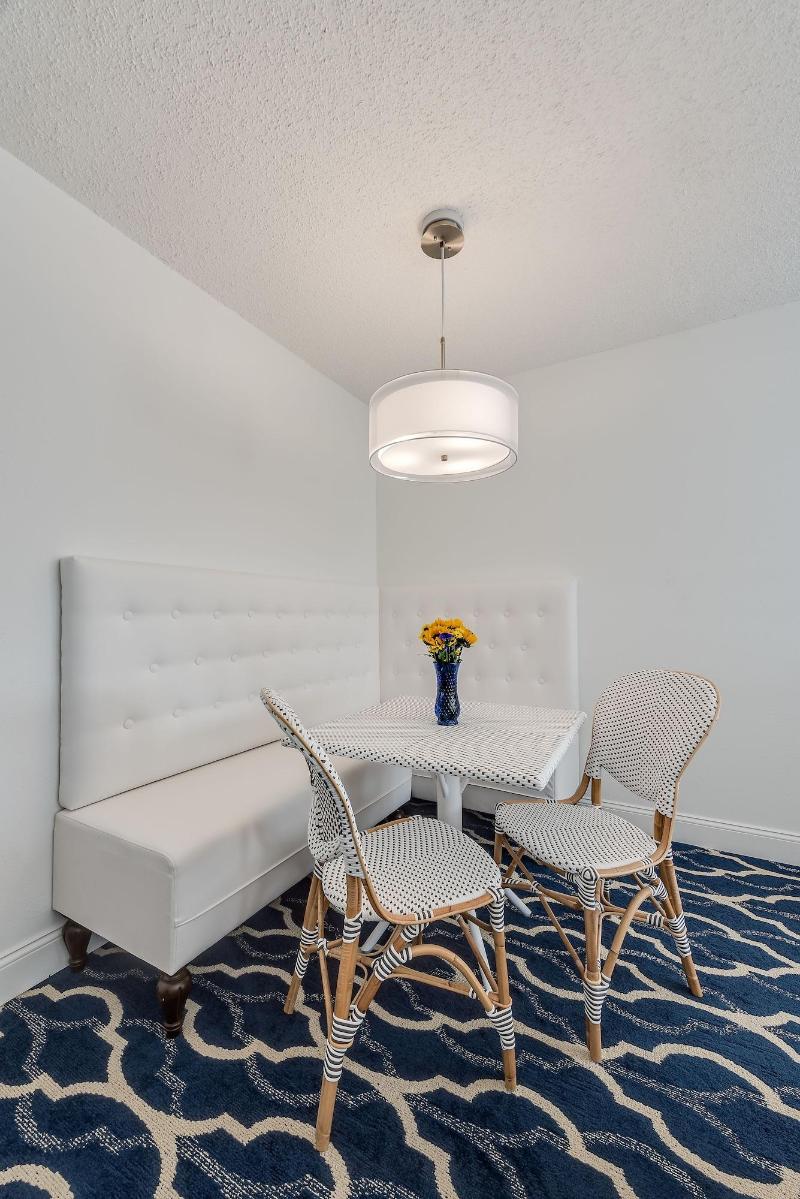 Icona Cape May image