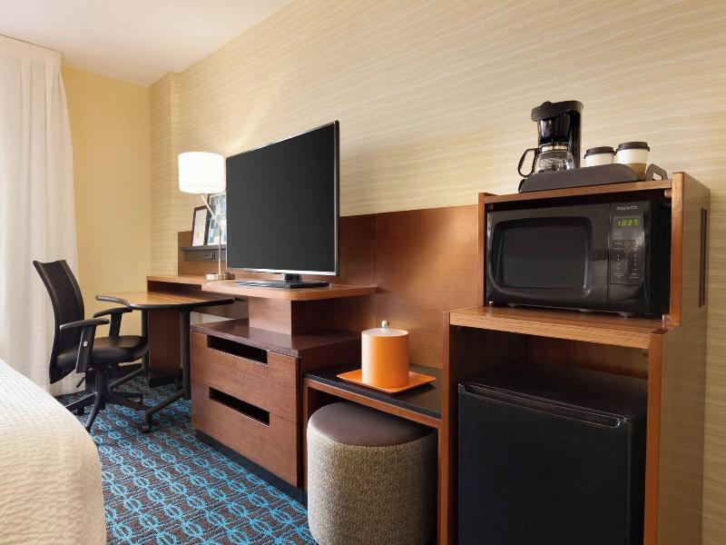 Fairfield Inn By Marriott Philadelphia Valley Forg image