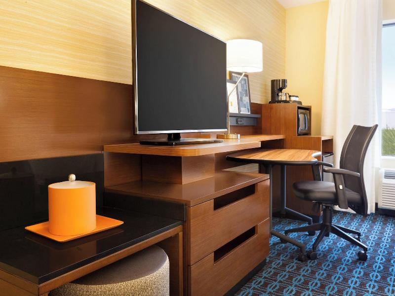 Fairfield Inn By Marriott Philadelphia Valley Forg image