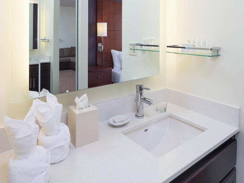Residence Inn Minneapolis Downtown/City Center — photo 103