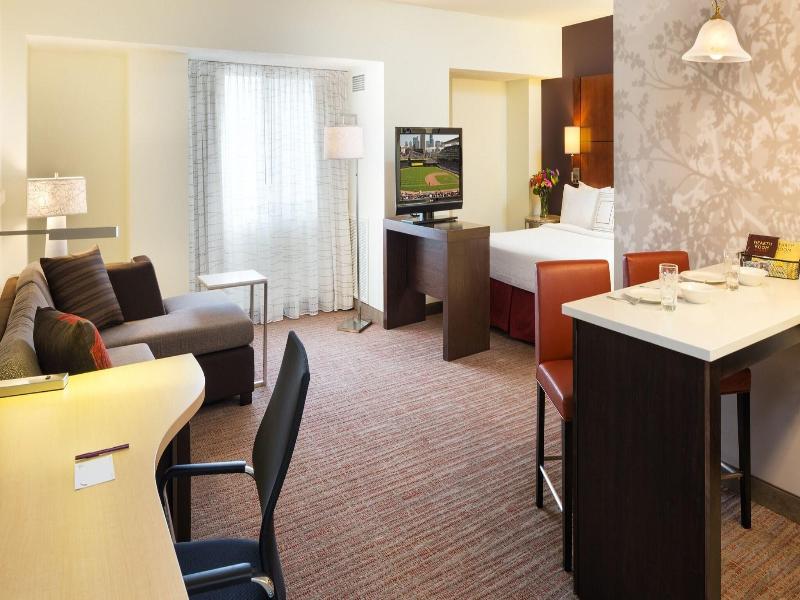 Residence Inn Minneapolis Downtown/City Center — photo 59