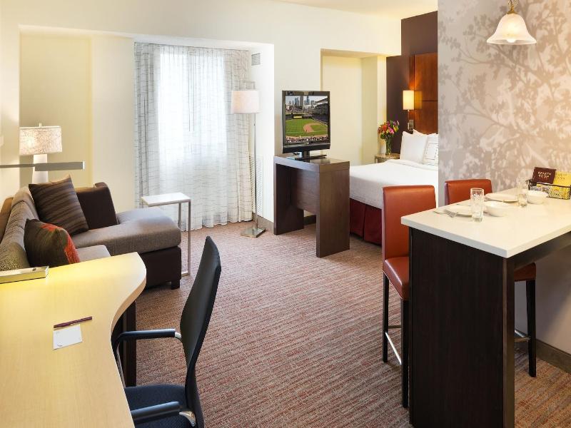 Residence Inn Minneapolis Downtown/City Center — photo 15