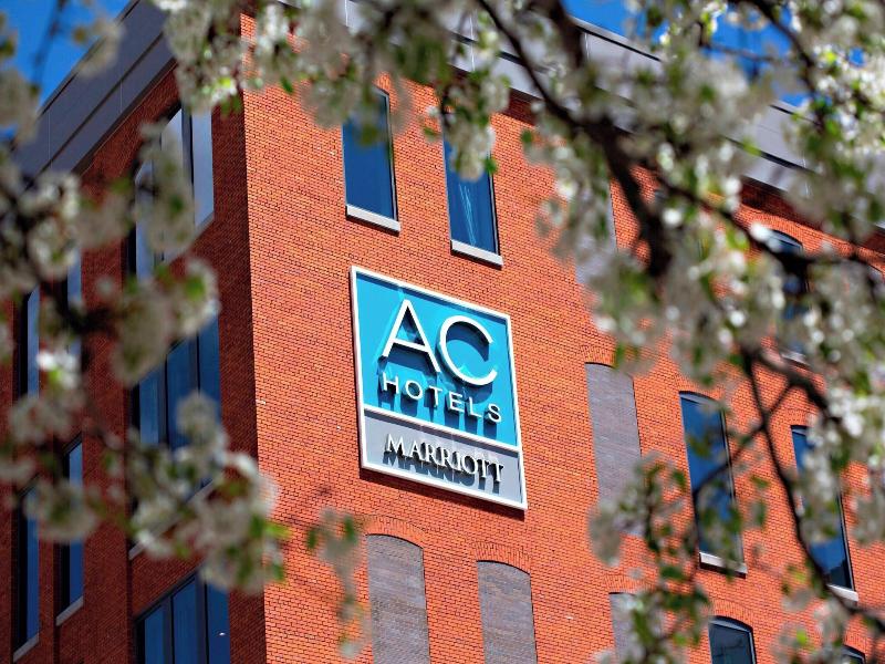 Ac Hotel By Marriott Grand Rapids Downtown