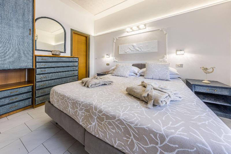 Royal Boutique Hotel image