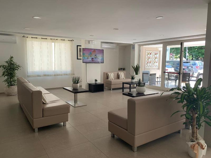 Hotel Carmen - Image 3