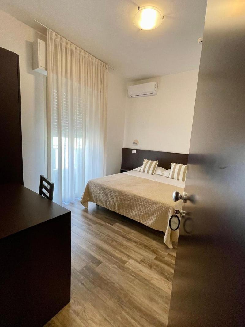 Hotel Carmen - Image 8