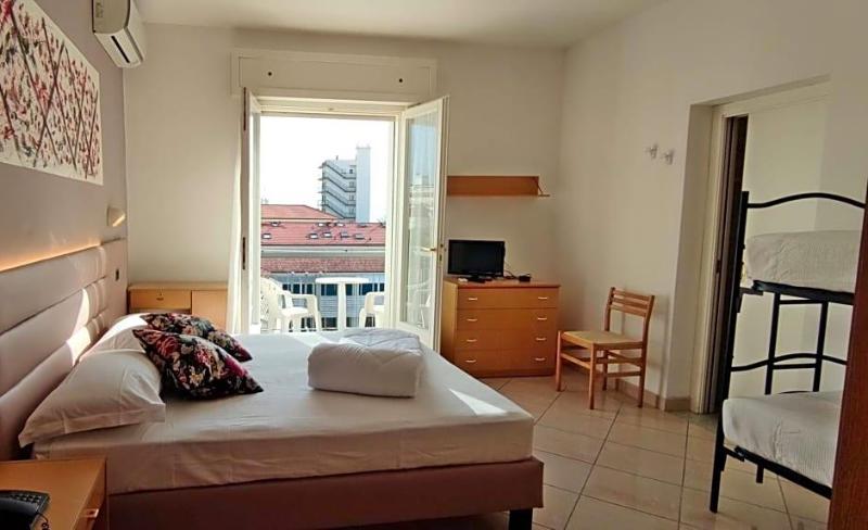 Hotel Villa Platani image