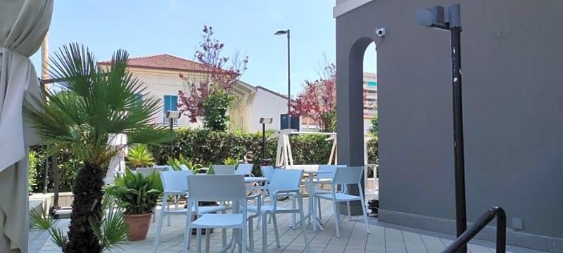 Hotel Villa Platani image
