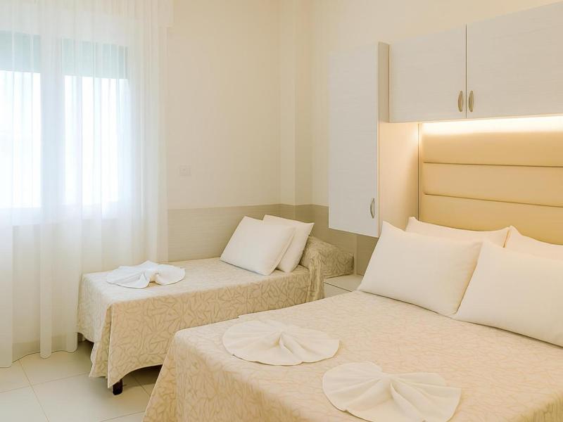 Hotel Angela — general view