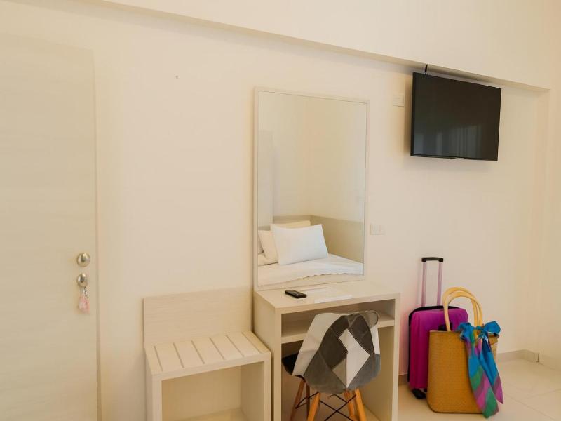 Hotel Angela image