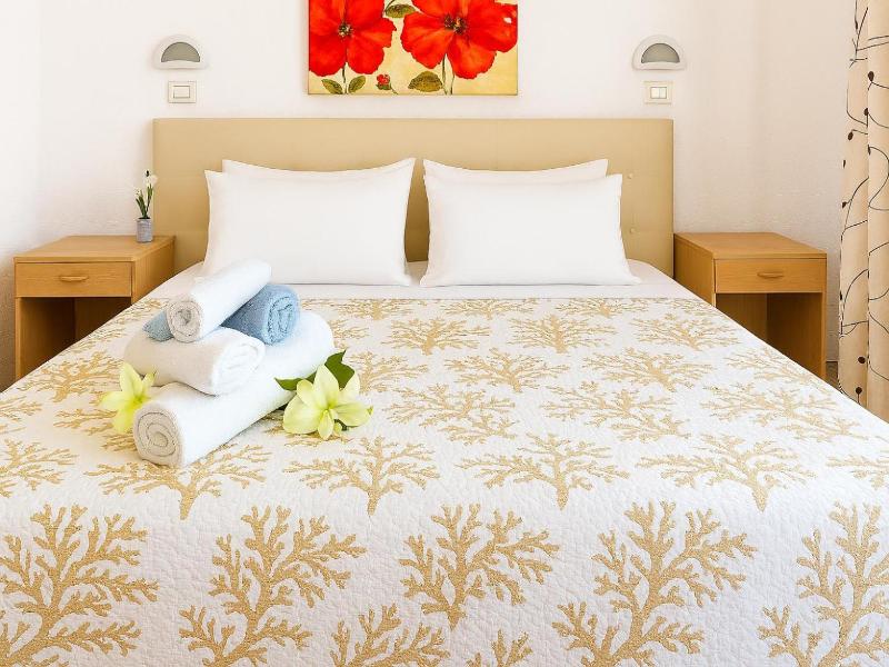 Hotel Angela image
