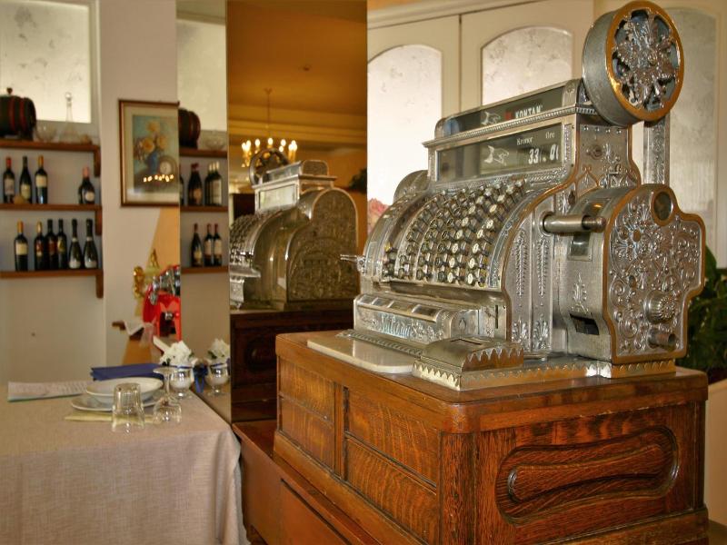 Hotel De Amicis image