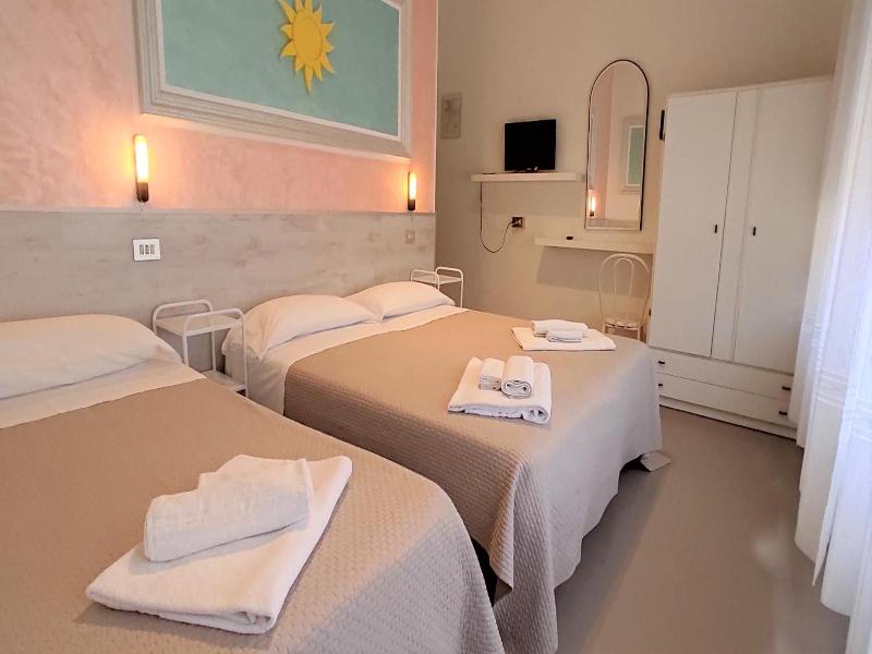 Hotel De Amicis image