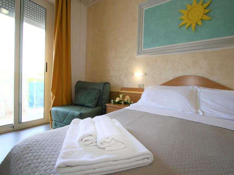 Hotel De Amicis image