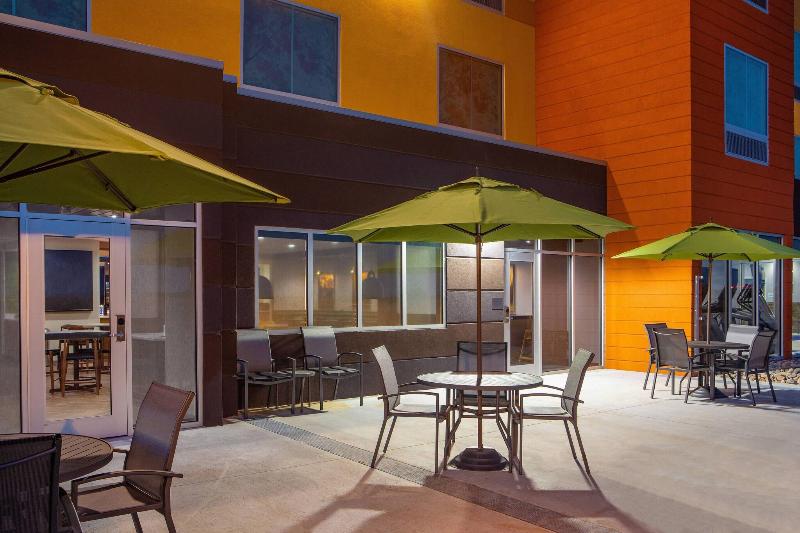 Fairfield Inn & Suites by Marriott McPherson image