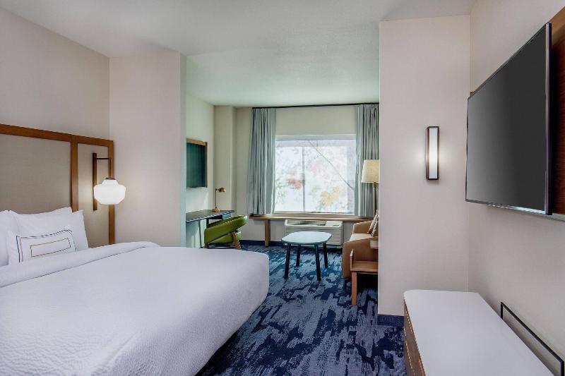 Fairfield Inn & Suites by Marriott McPherson image