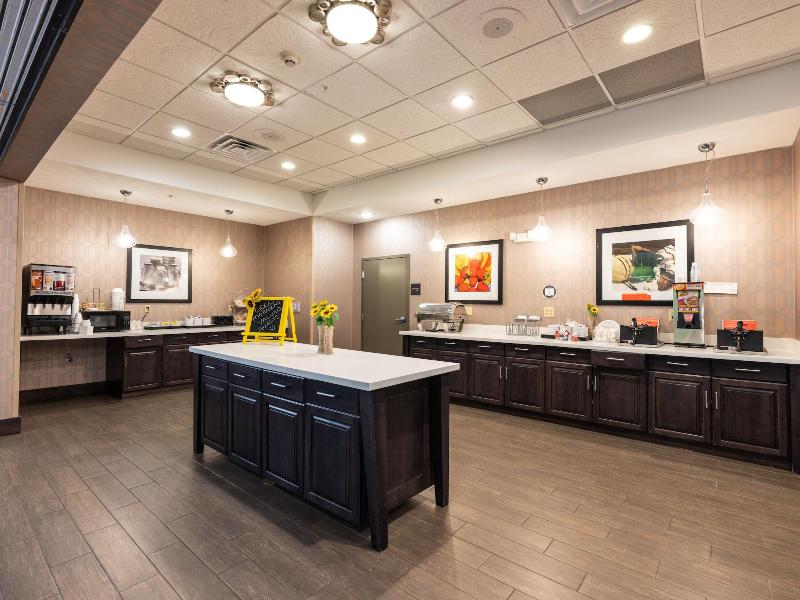 Quality Inn - Pratt image