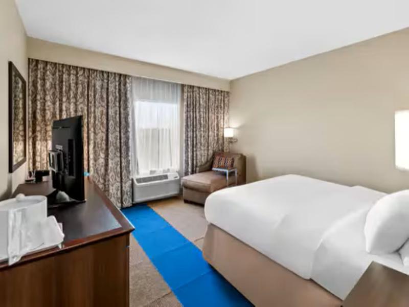 Quality Inn - Pratt image