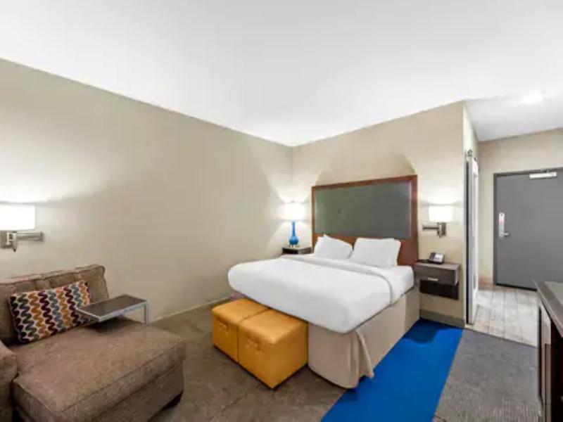 Quality Inn - Pratt image