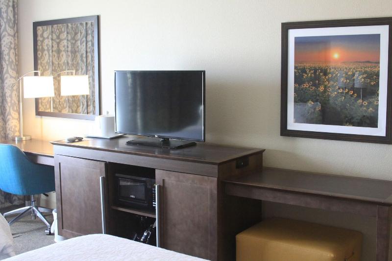 Quality Inn - Pratt image