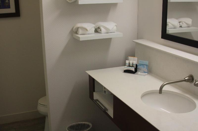 Quality Inn - Pratt image