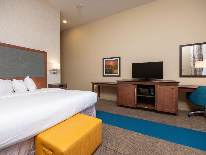 Quality Inn - Pratt image
