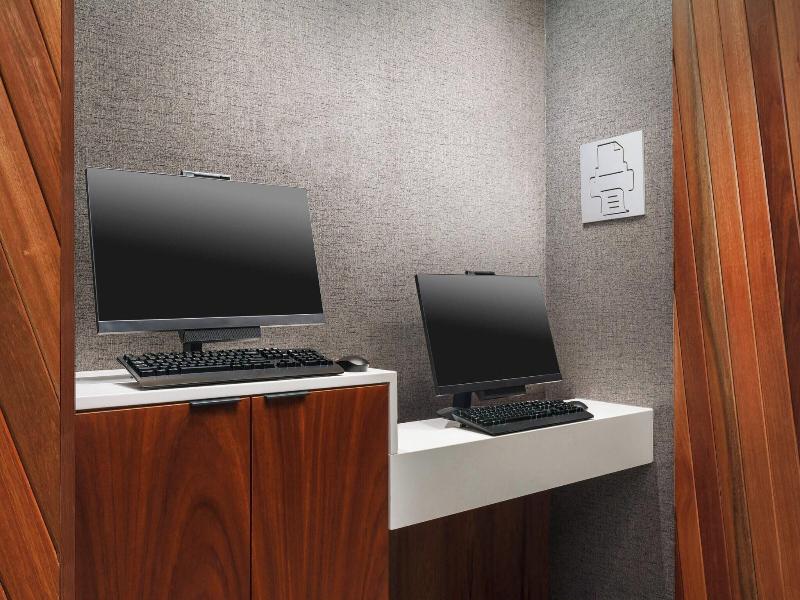 Courtyard By Marriott New York Downtown Manhattan/ image