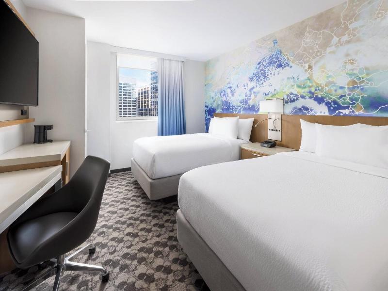 Courtyard By Marriott New York Downtown Manhattan/ image