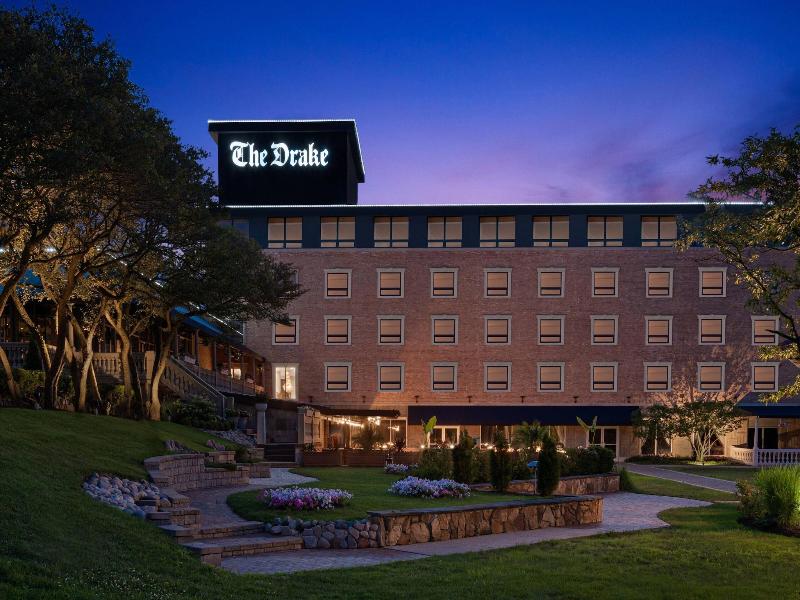 The Drake Oak Brook, Autograph Collection image
