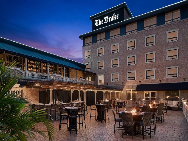 The Drake Oak Brook, Autograph Collection image