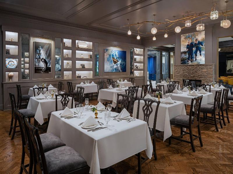 The Drake Oak Brook, Autograph Collection image