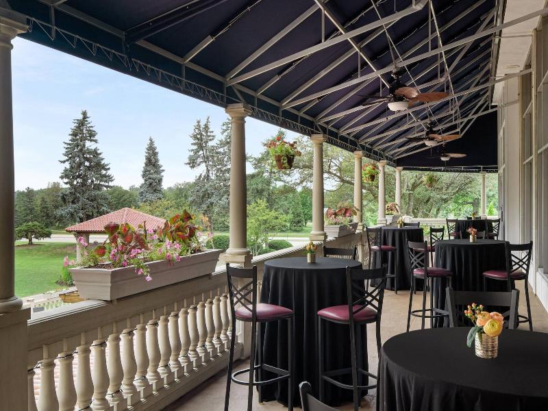 The Drake Oak Brook, Autograph Collection image