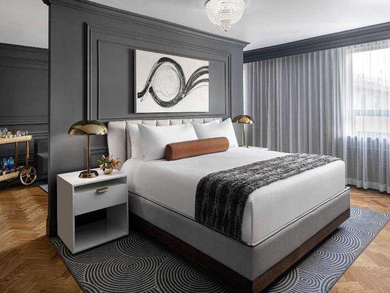 The Drake Oak Brook, Autograph Collection image