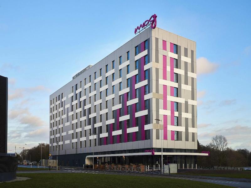 Moxy Birmingham Nec image