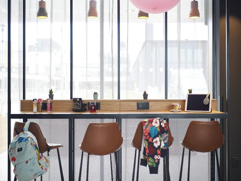 Moxy Birmingham Nec image