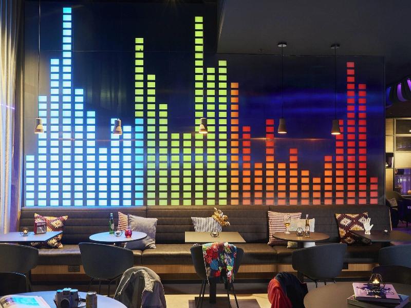 Moxy Birmingham Nec image