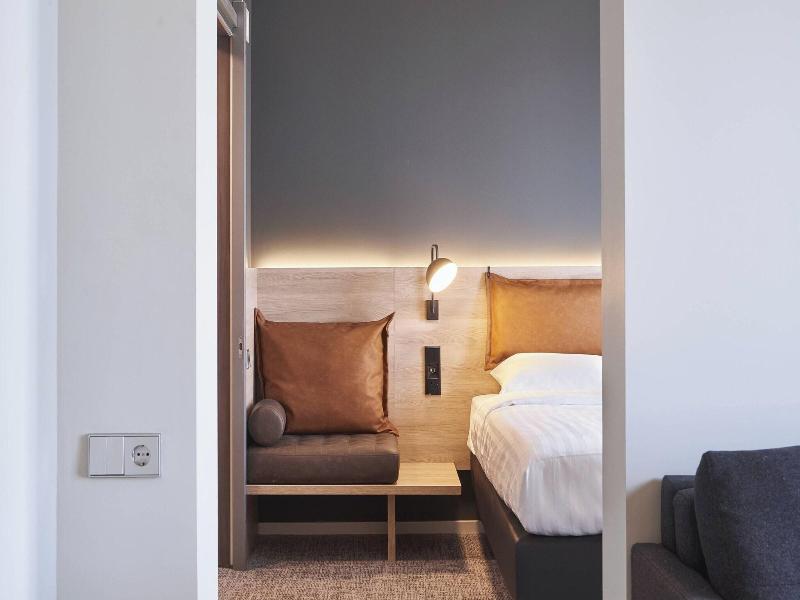 Moxy Birmingham Nec image