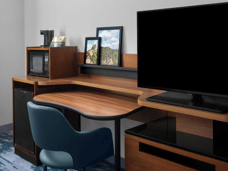 Fairfield Inn Santa Clarita Valencia image