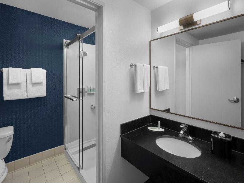 Fairfield Inn Santa Clarita Valencia image