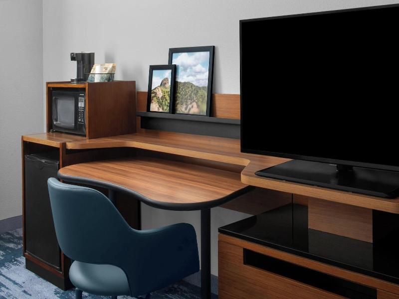 Fairfield Inn Santa Clarita Valencia image