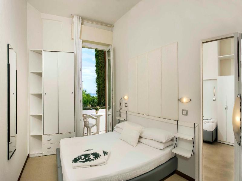 Hotel Giovanna Regina image