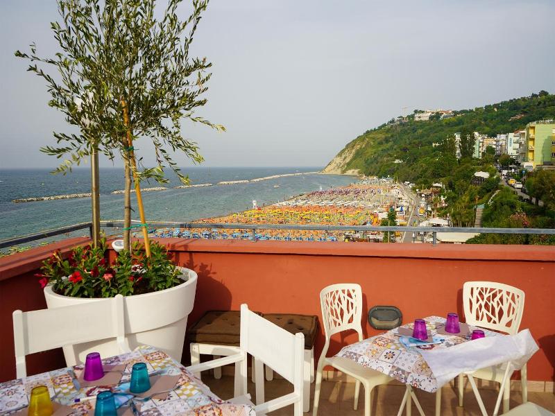 Hotel Giovanna Regina image