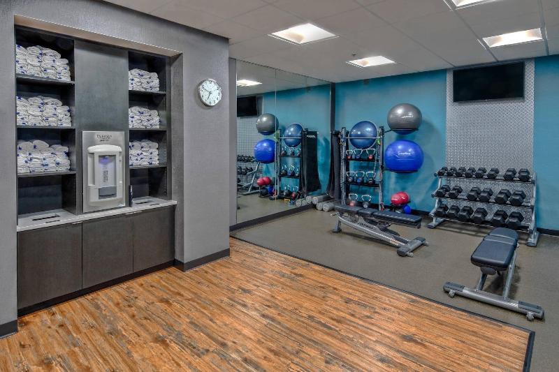 Fairfield Inn Memphis Southaven By Marriott image
