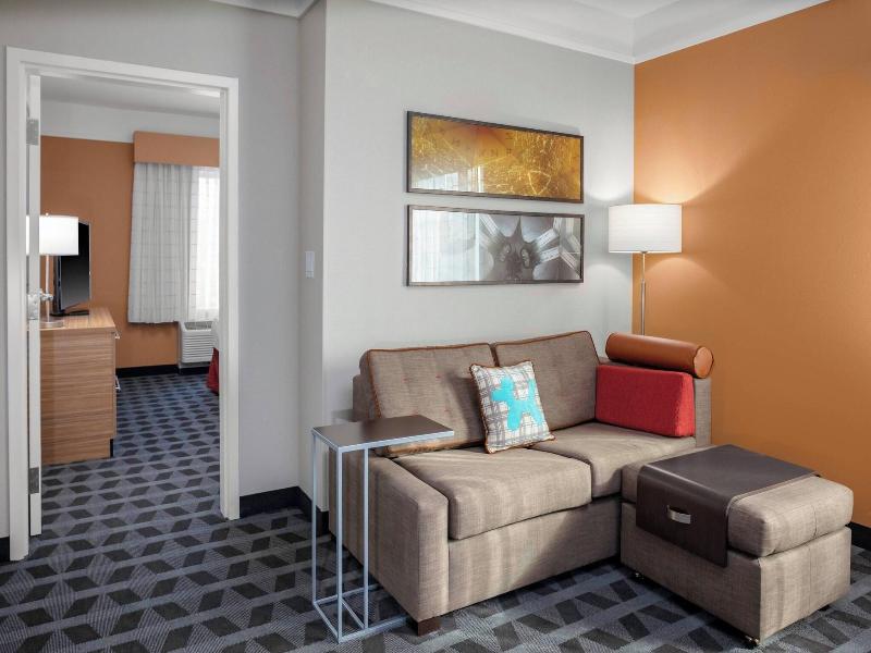 Towneplace Suites By Marriott Gainesville image