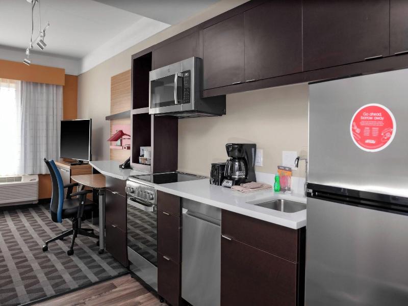 Towneplace Suites By Marriott Gainesville image