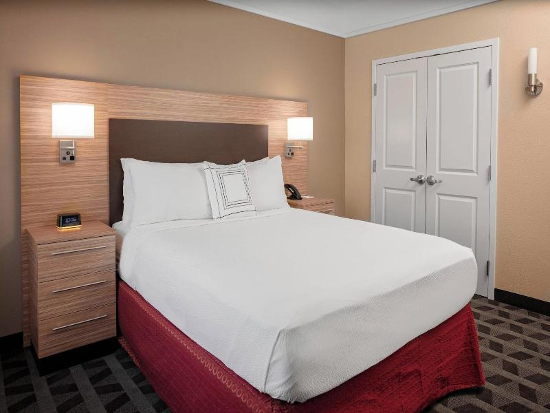 Towneplace Suites By Marriott Gainesville image