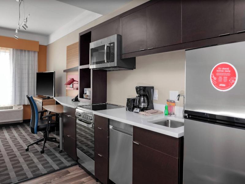 Towneplace Suites By Marriott Gainesville image