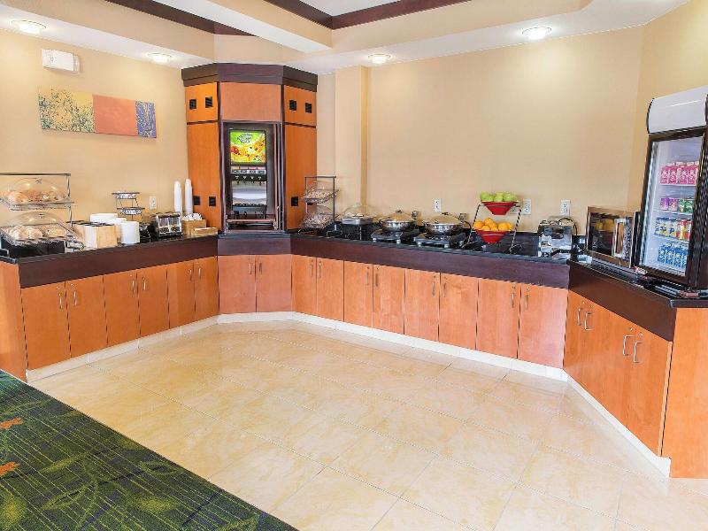 Fairfield Inn & Suites Fargo