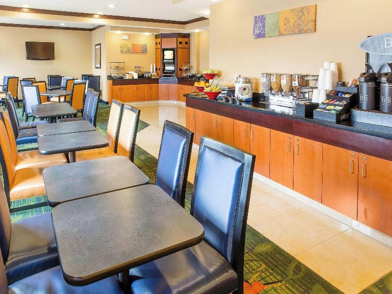 Fairfield Inn & Suites Fargo