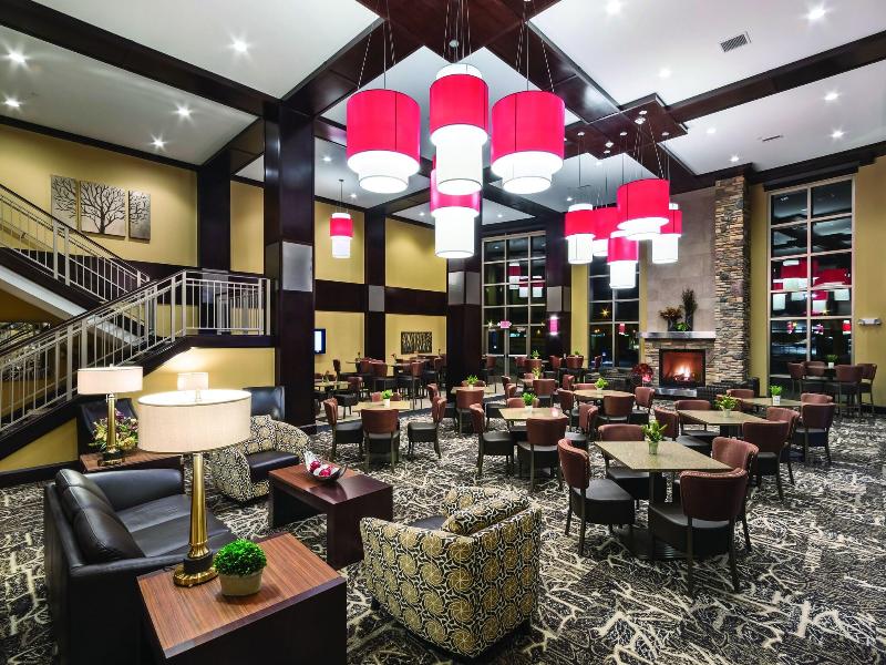 ClubHouse Hotel & Suites - Fargo
